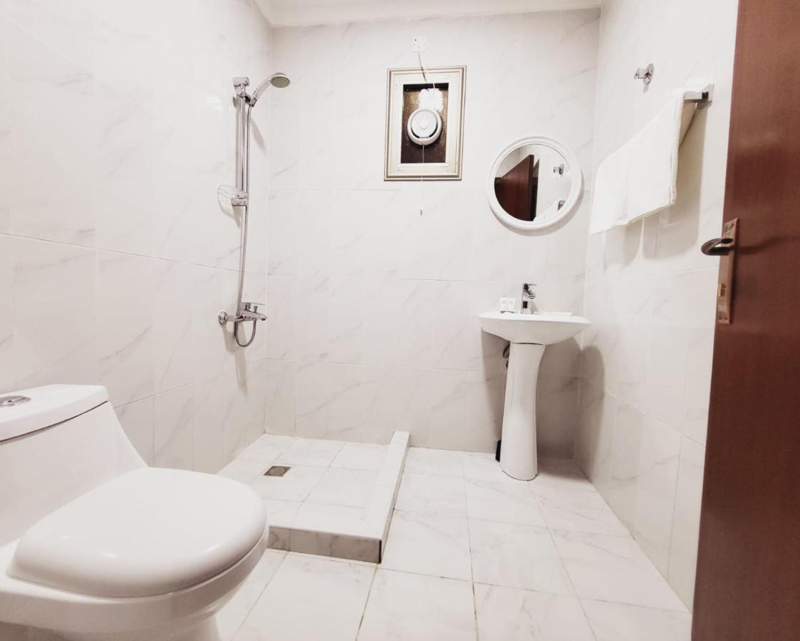 De Iris Regency Fahaheel Leilighet Kuwait City Eksteriør bilde