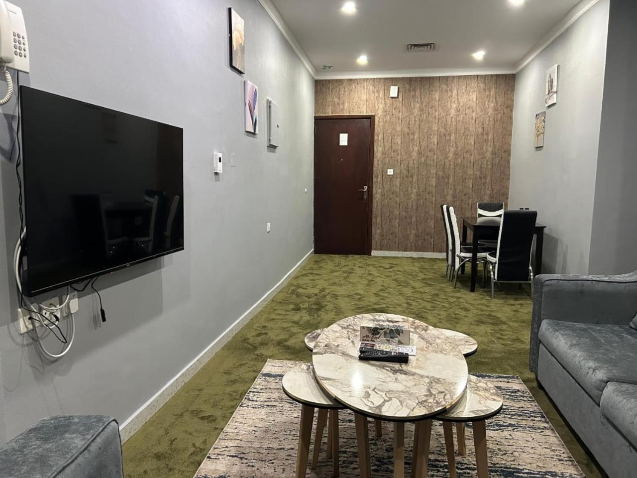 De Iris Regency Fahaheel Leilighet Kuwait City Eksteriør bilde