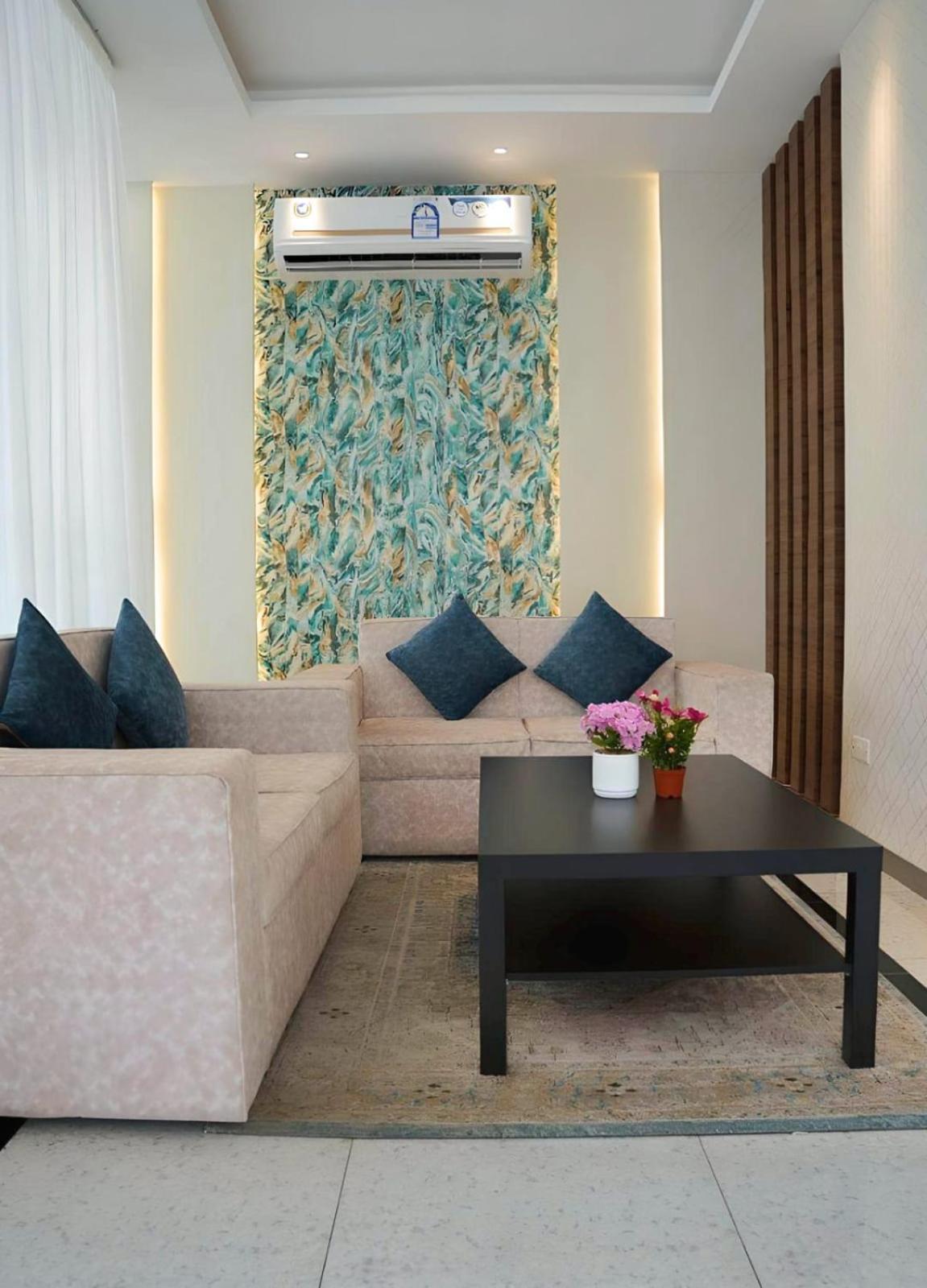 De Iris Regency Fahaheel Leilighet Kuwait City Eksteriør bilde